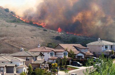 6 Tips To Stay Safe During Natural Disasters